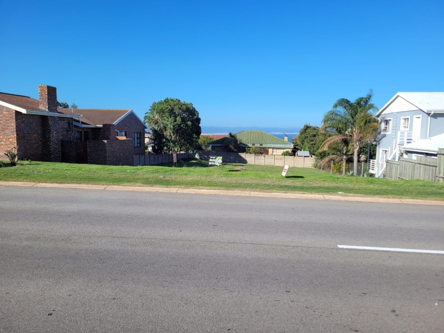 0 Bedroom Property for Sale in Wavecrest Eastern Cape